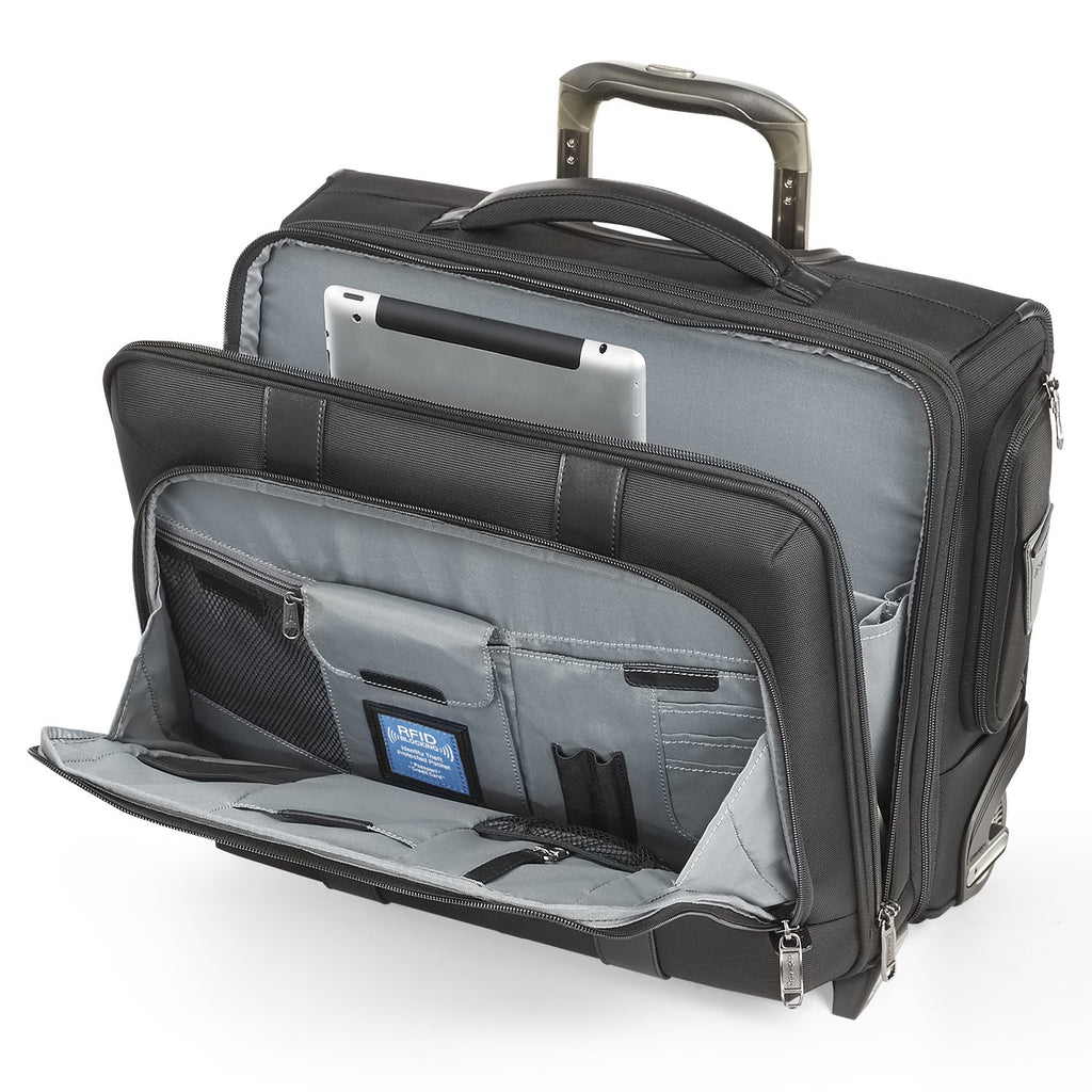 Amazon | Travelpro クルークラシック軽量ソフトサイドラゲッジ