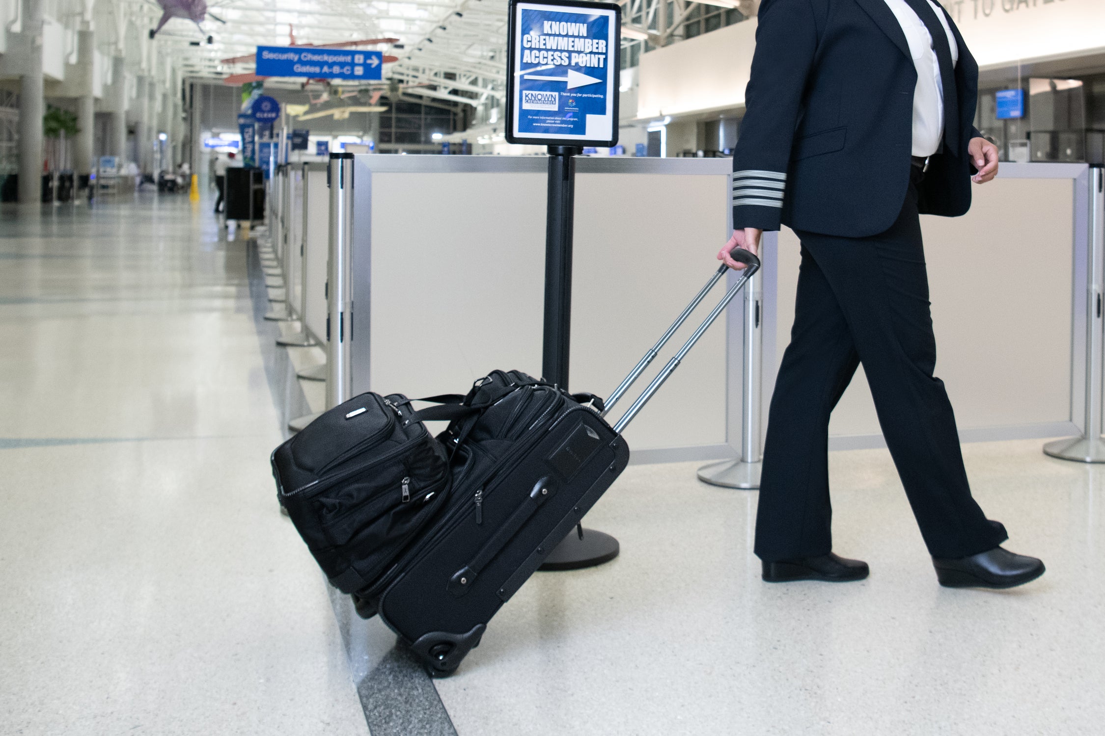 FlightCrew™ Collection J-Hook Attachment