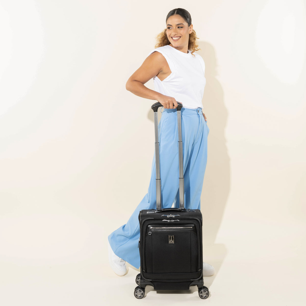 Platinum® Elite Carry-On Spinner Tote- True Navy