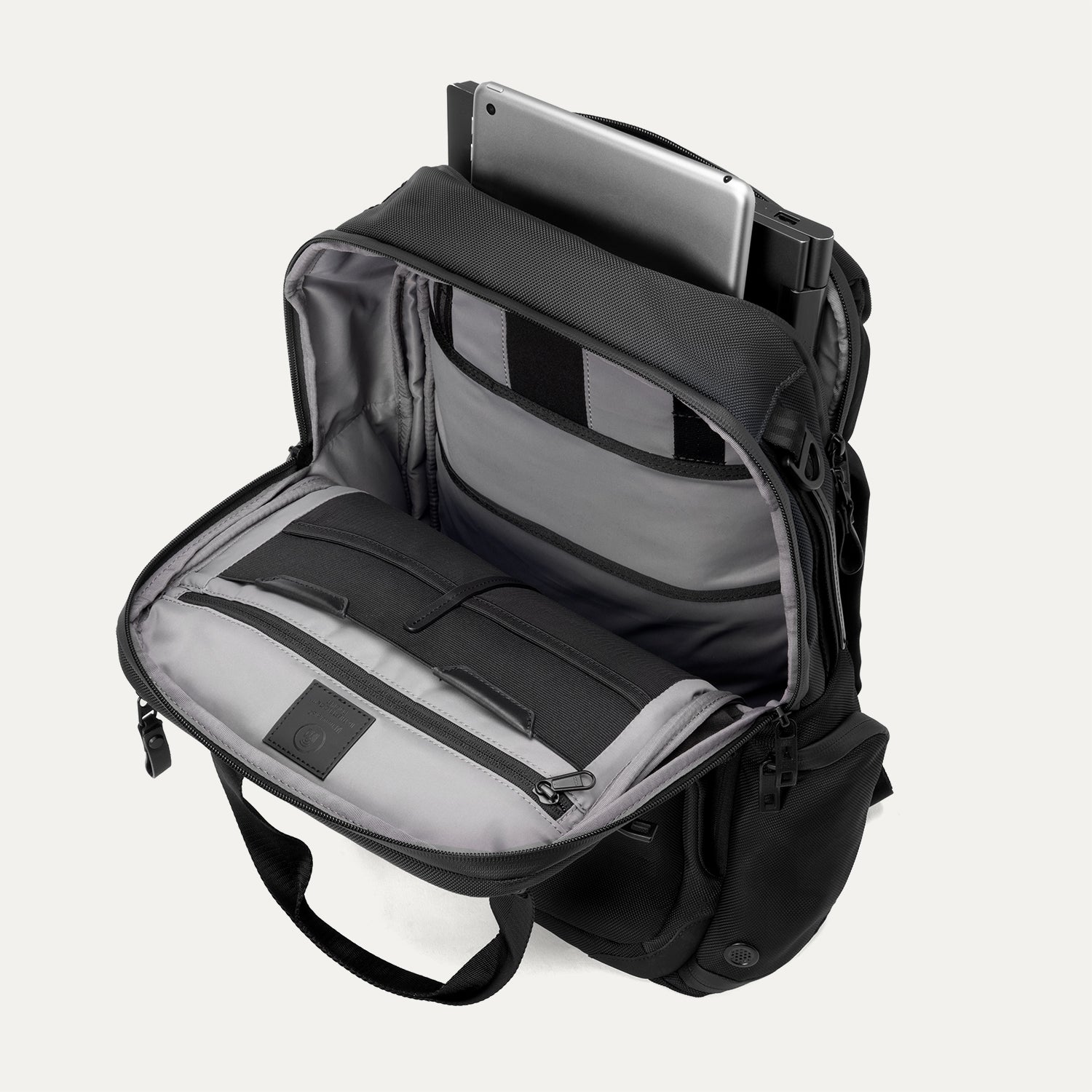 Travelpro® Altitude™ Medium Expandable Laptop Backpack 25-30L (Reg. $2 – Travelpro Aviation Professionals Travelpro® Altitude™ Medium Expandable Laptop Backpack 25-30L (Reg. $2 – Travelpro Aviation Professionals